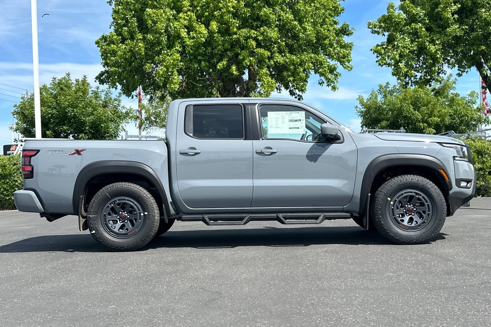 New 2026 Nissan Frontier Pro-X image 3