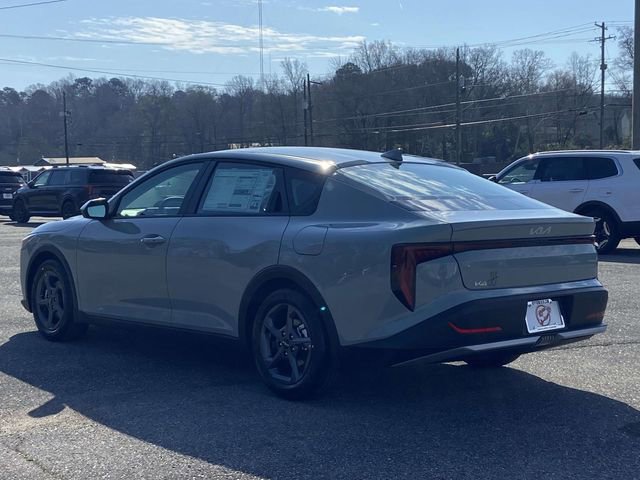 New 2026 Kia K4 FWD image 4