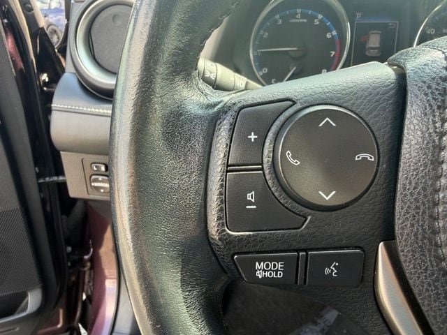 Used 2017 Toyota RAV4 Limited AWD/4WD image 13