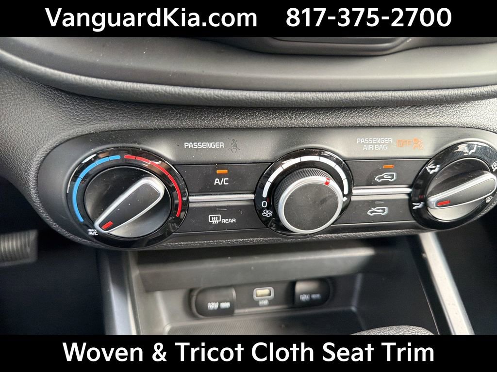 Certified 2025 Kia Soul LX FWD image 19