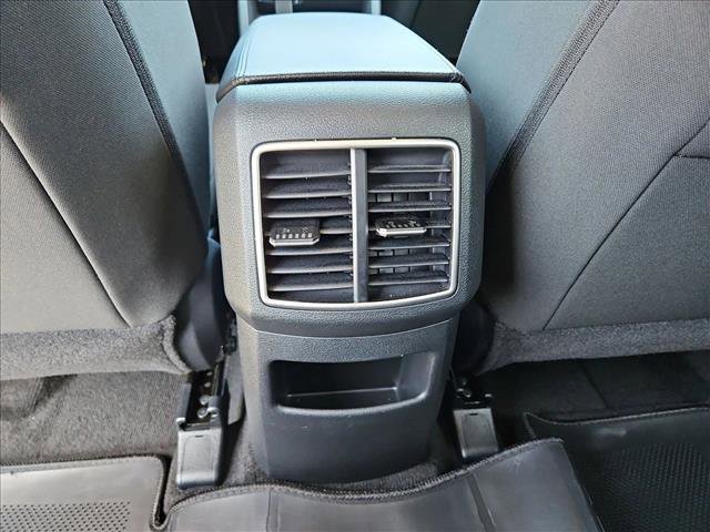 Used 2025 Kia Sportage LX image 17