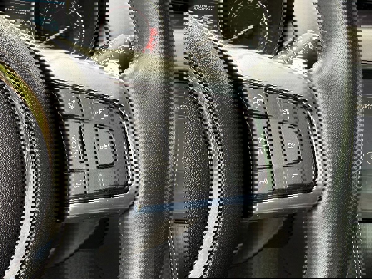 Used 2020 Jaguar F-TYPE Checkered Flag image 17