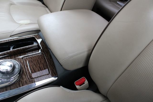 Used 2018 Nissan Armada Platinum w/ Interior Lighting Package image 19