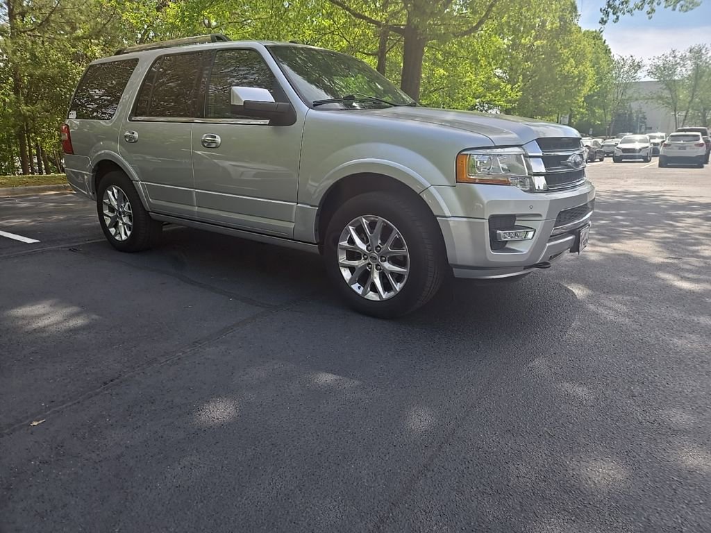 Used 2017 Ford Expedition Limited w/ Equipment Group 301A image 18