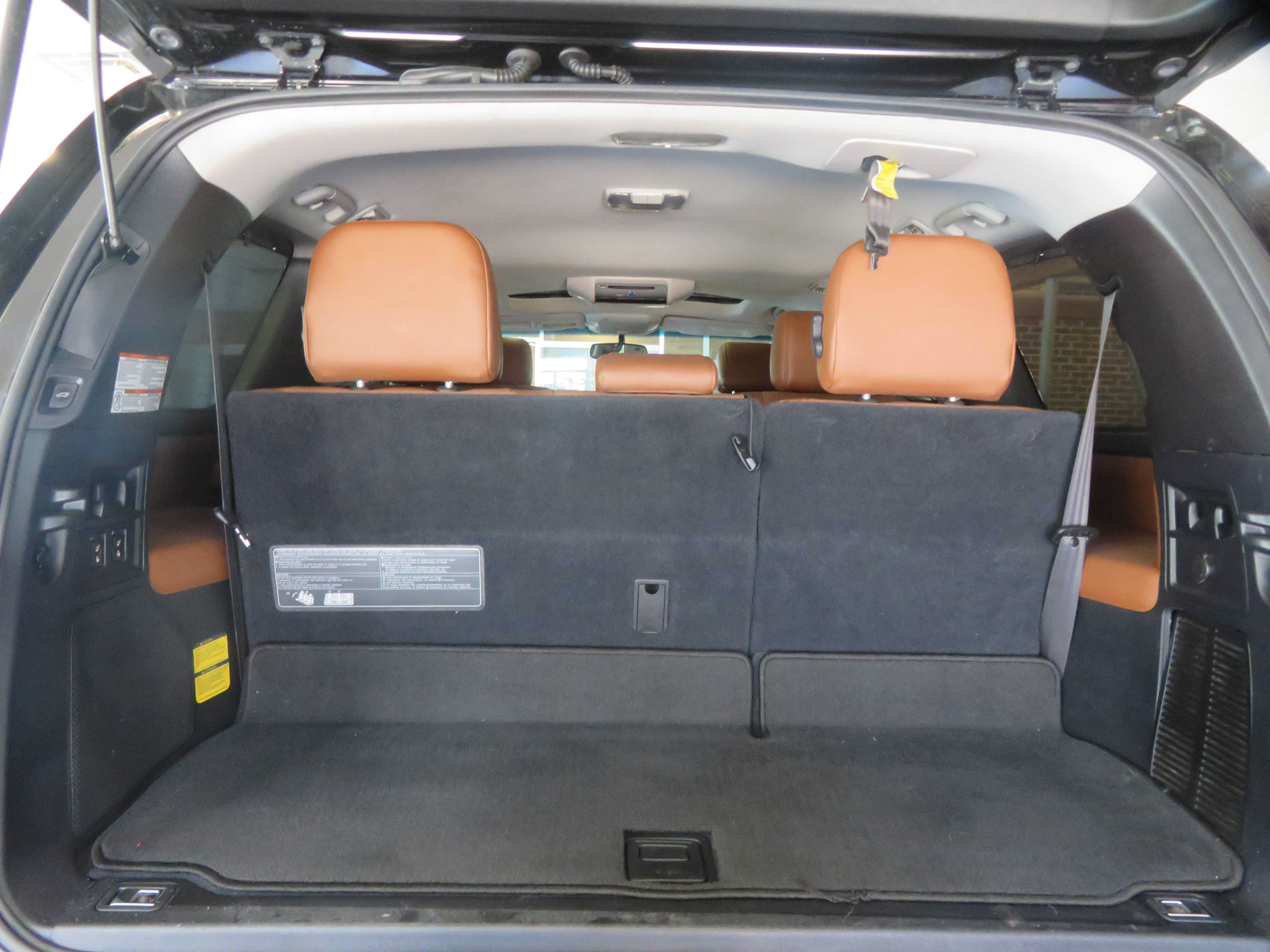 Used 2017 Toyota Sequoia Platinum RWD image 64