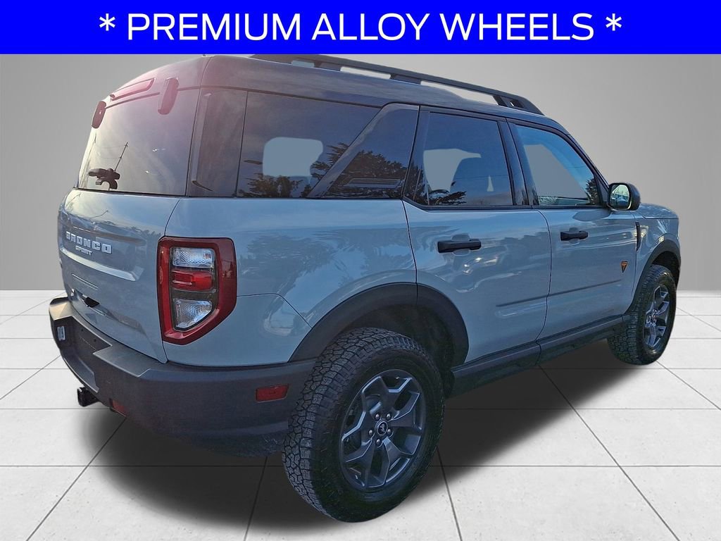 Used 2022 Ford Bronco Sport Badlands image 4