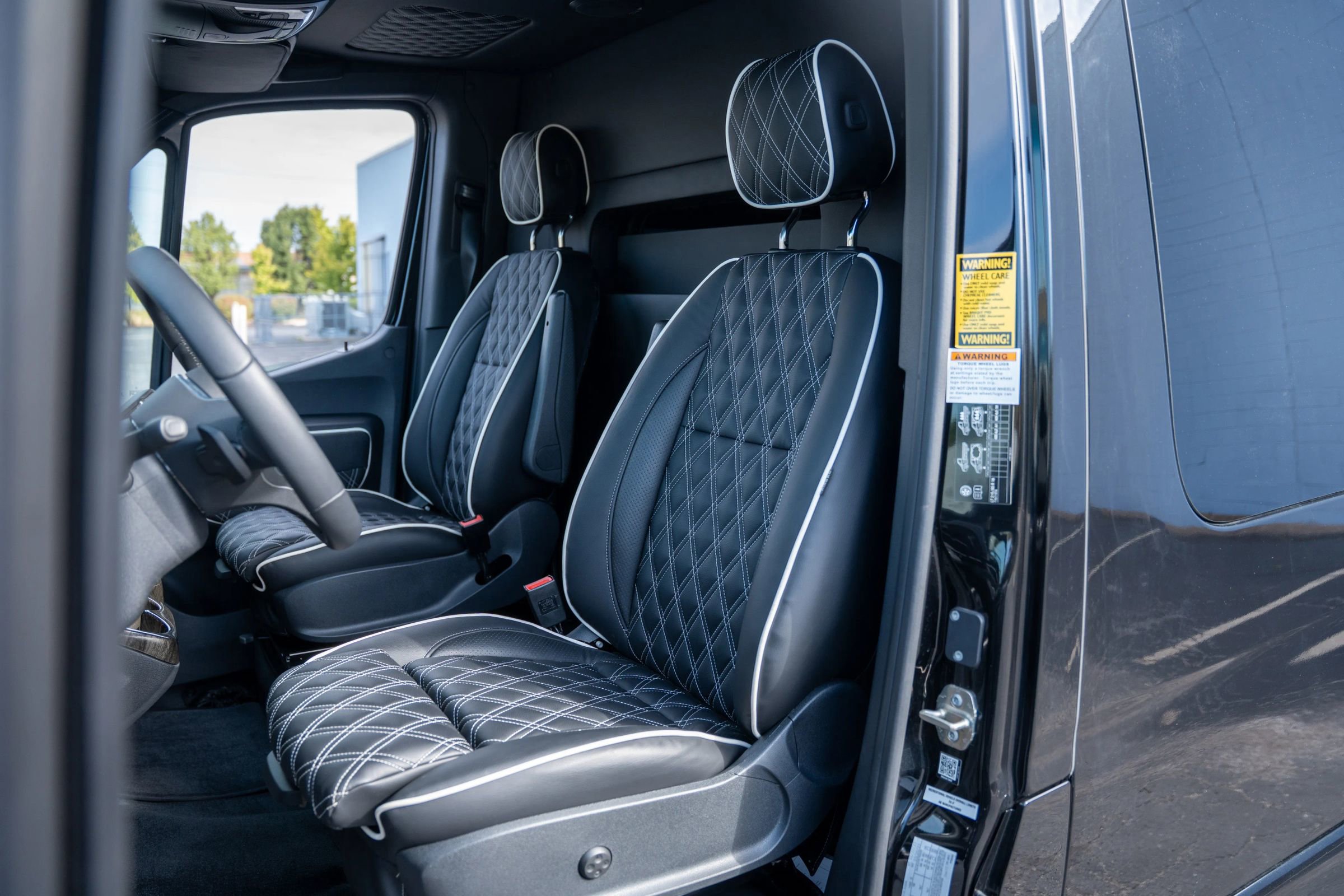 Used 2024 Mercedes-Benz Sprinter 3500 image 7