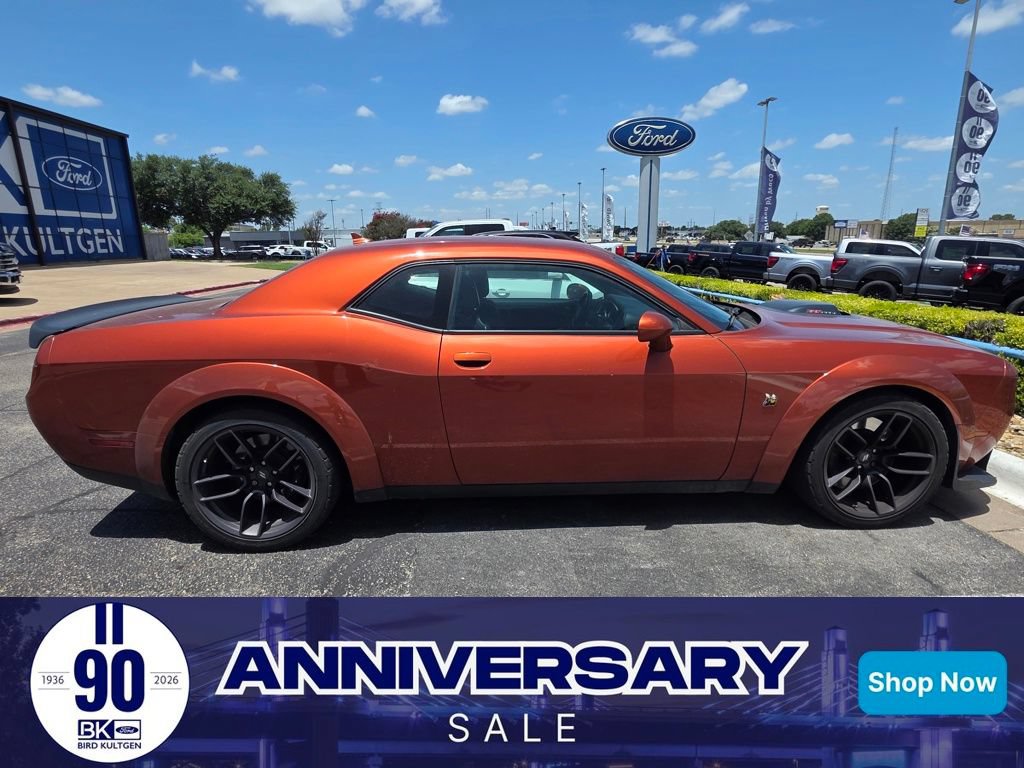 Used 2021 Dodge Challenger R/T Scat Pack RWD image 1