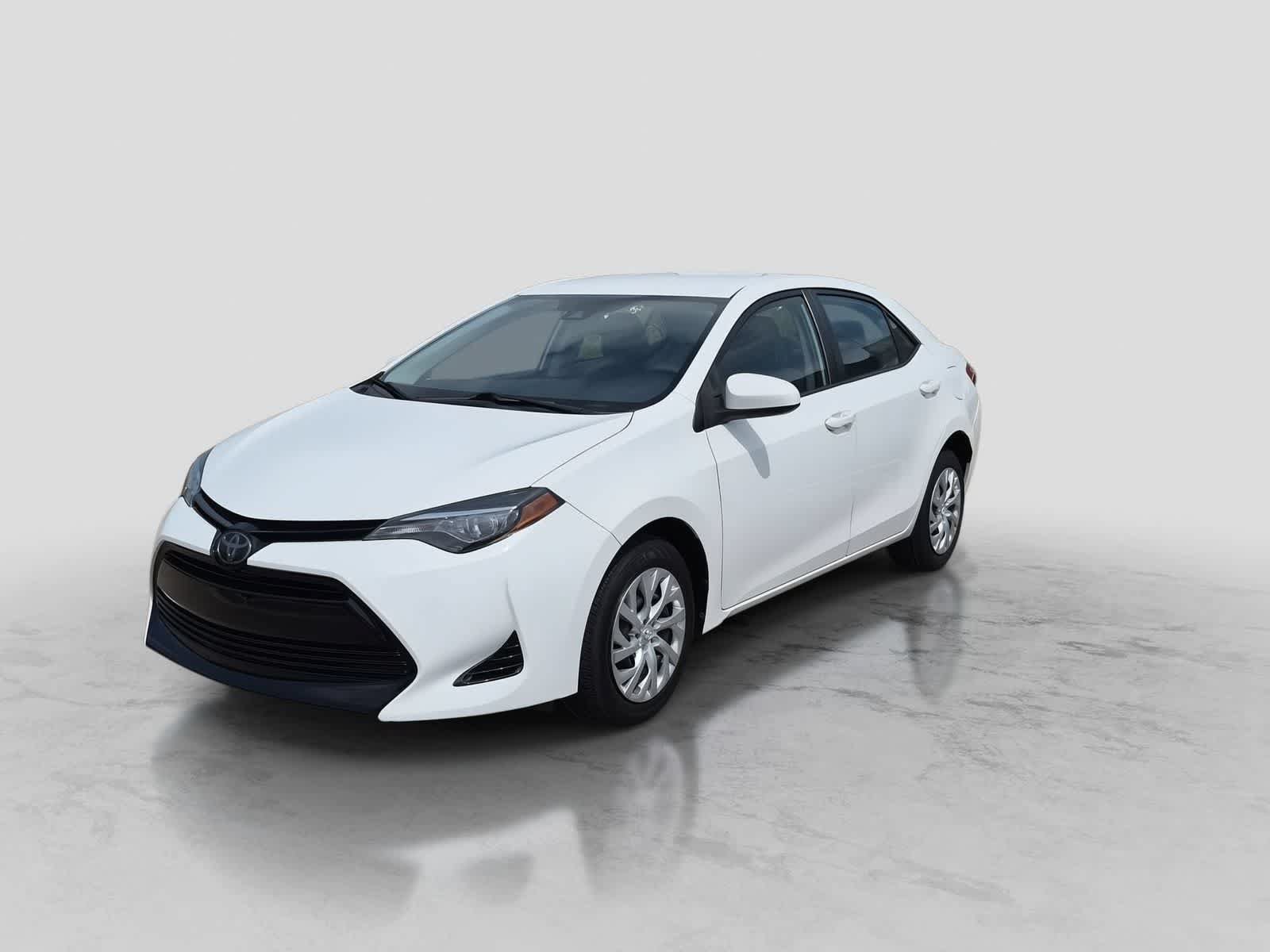 Used 2018 Toyota Corolla LE FWD image 4