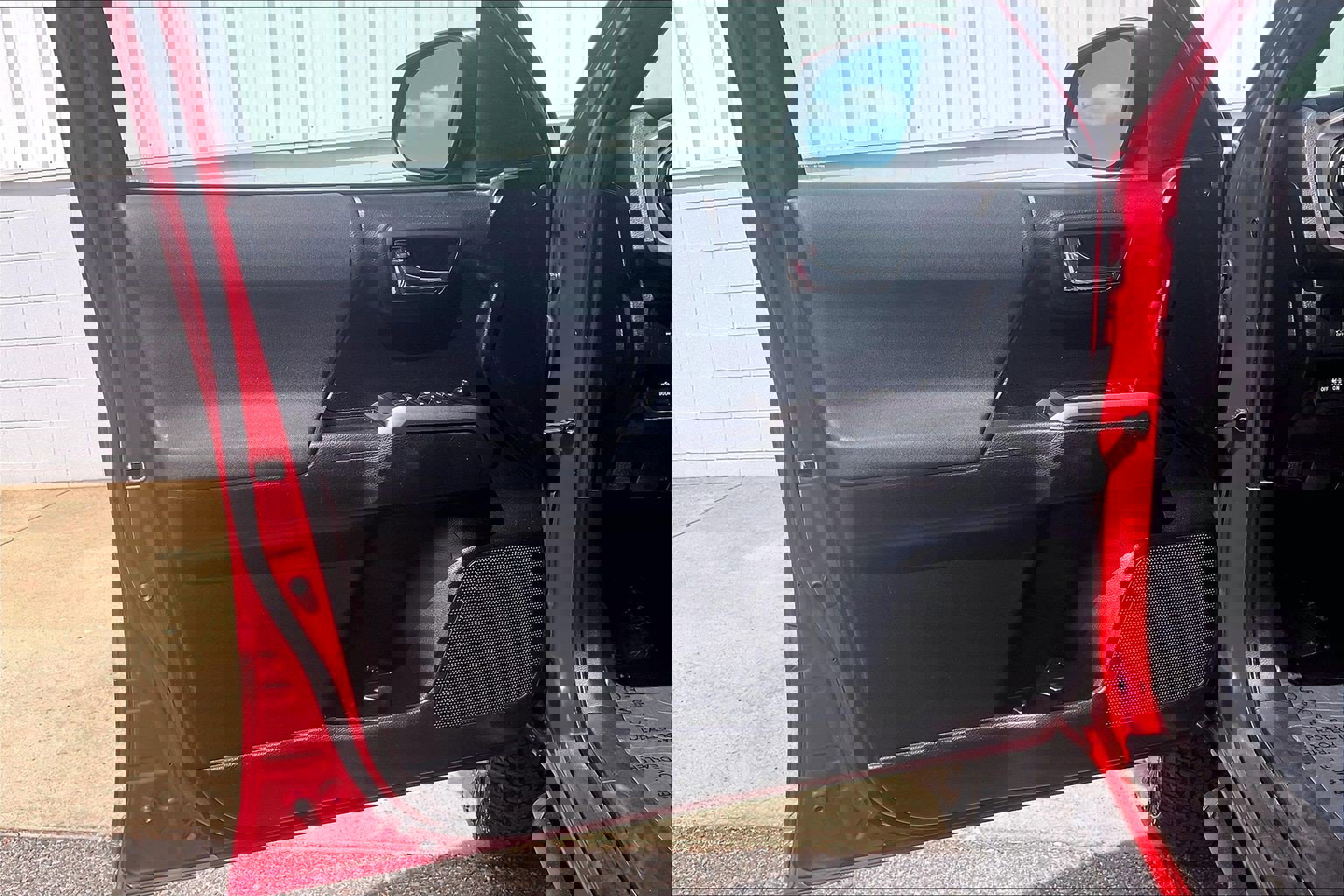 Used 2022 Toyota Tacoma TRD Off-Road w/ Technology Package AWD/4WD image 26