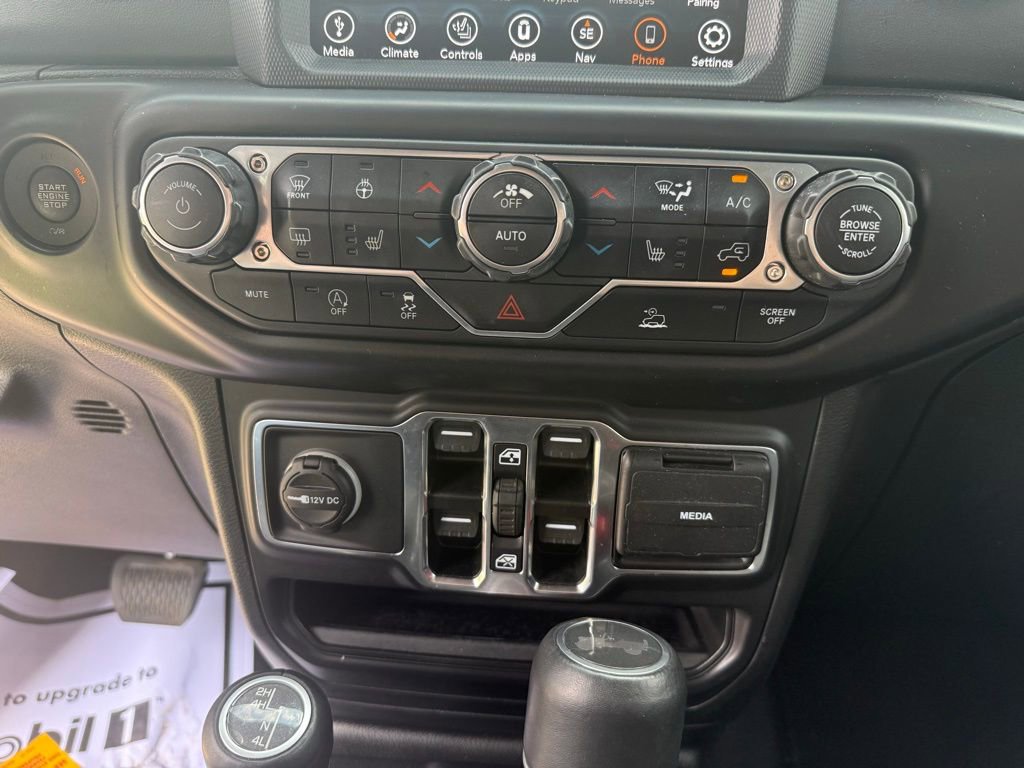 Used 2022 Jeep Wrangler Unlimited Sahara w/ LED Lighting Group image 38