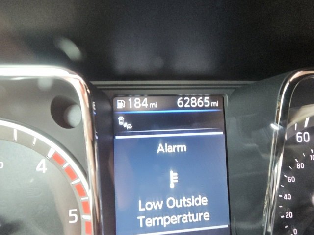 Used 2019 Nissan Titan SV w/ SV Convenience Package image 20