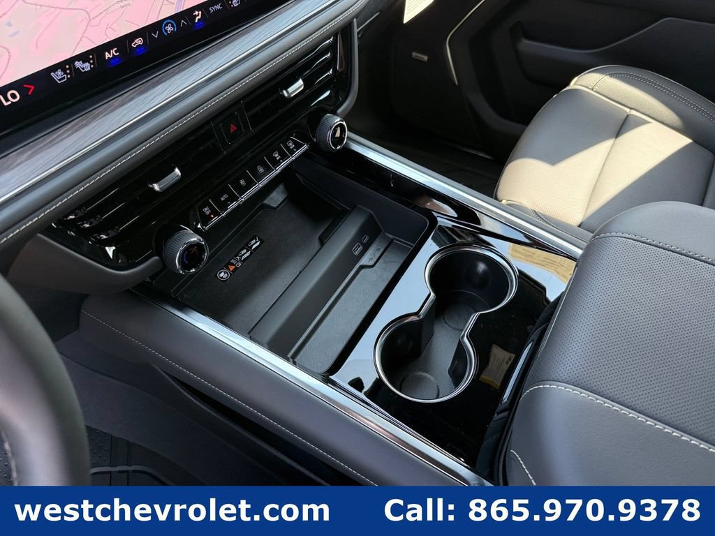 New 2026 Chevrolet Tahoe Premier w/ Sun And Tow Package AWD/4WD image 22