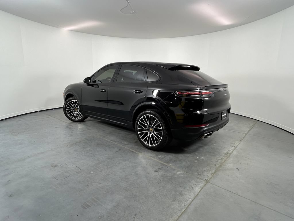 Certified 2020 Porsche Cayenne AWD/4WD image 3
