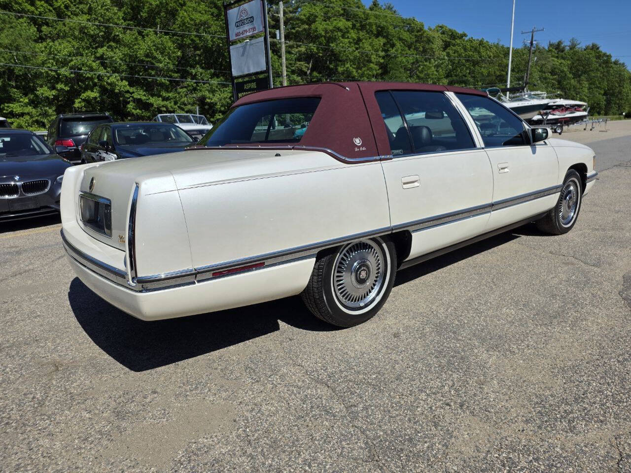 Used 1995 Cadillac De Ville Sedan FWD image 10
