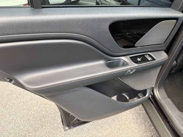 New 2026 Lincoln Aviator 2WD w/ Jet Appearance Package image 22
