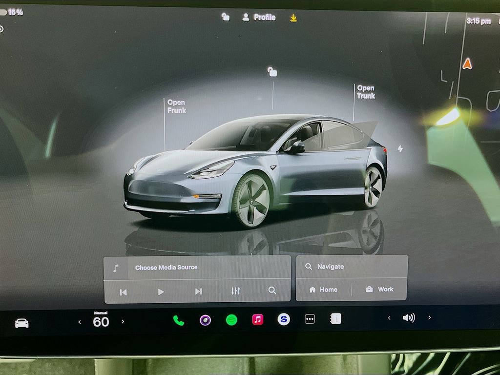 Used 2023 Tesla Model 3 Standard Range RWD image 17