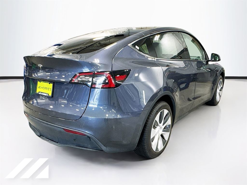 Used 2023 Tesla Model Y Long Range image 5