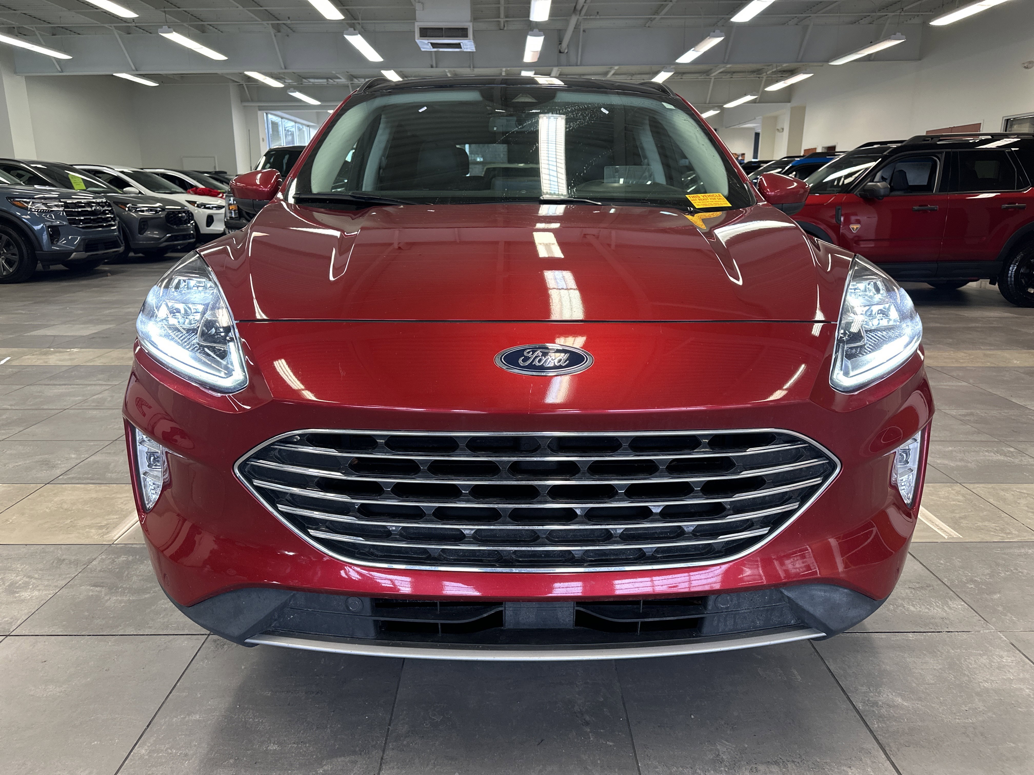 Used 2021 Ford Escape Titanium w/ Titanium Elite Package image 17