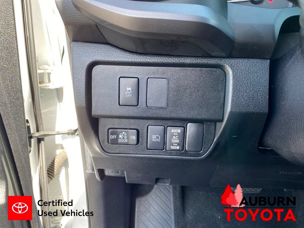 Certified 2022 Toyota Tacoma TRD Off-Road w/ Technology Package AWD/4WD image 39