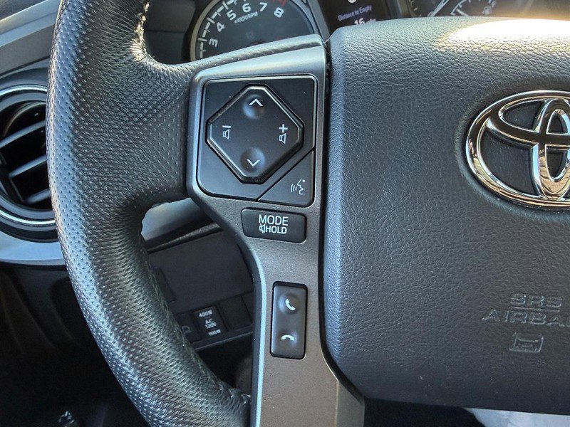 Certified 2023 Toyota Tacoma TRD Off-Road image 17