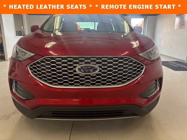 Used 2024 Ford Edge SEL w/ Convenience Package image 3