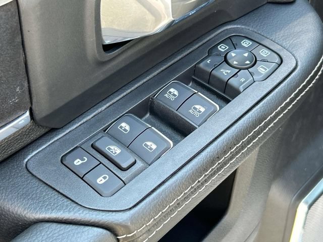 New 2026 RAM 2500 Laramie AWD/4WD image 10