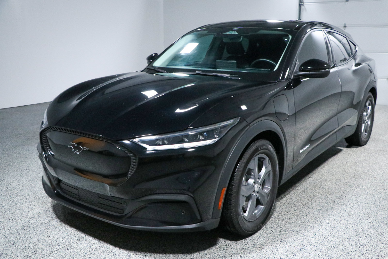 Used 2022 Ford Mustang Mach-E Select RWD image 29