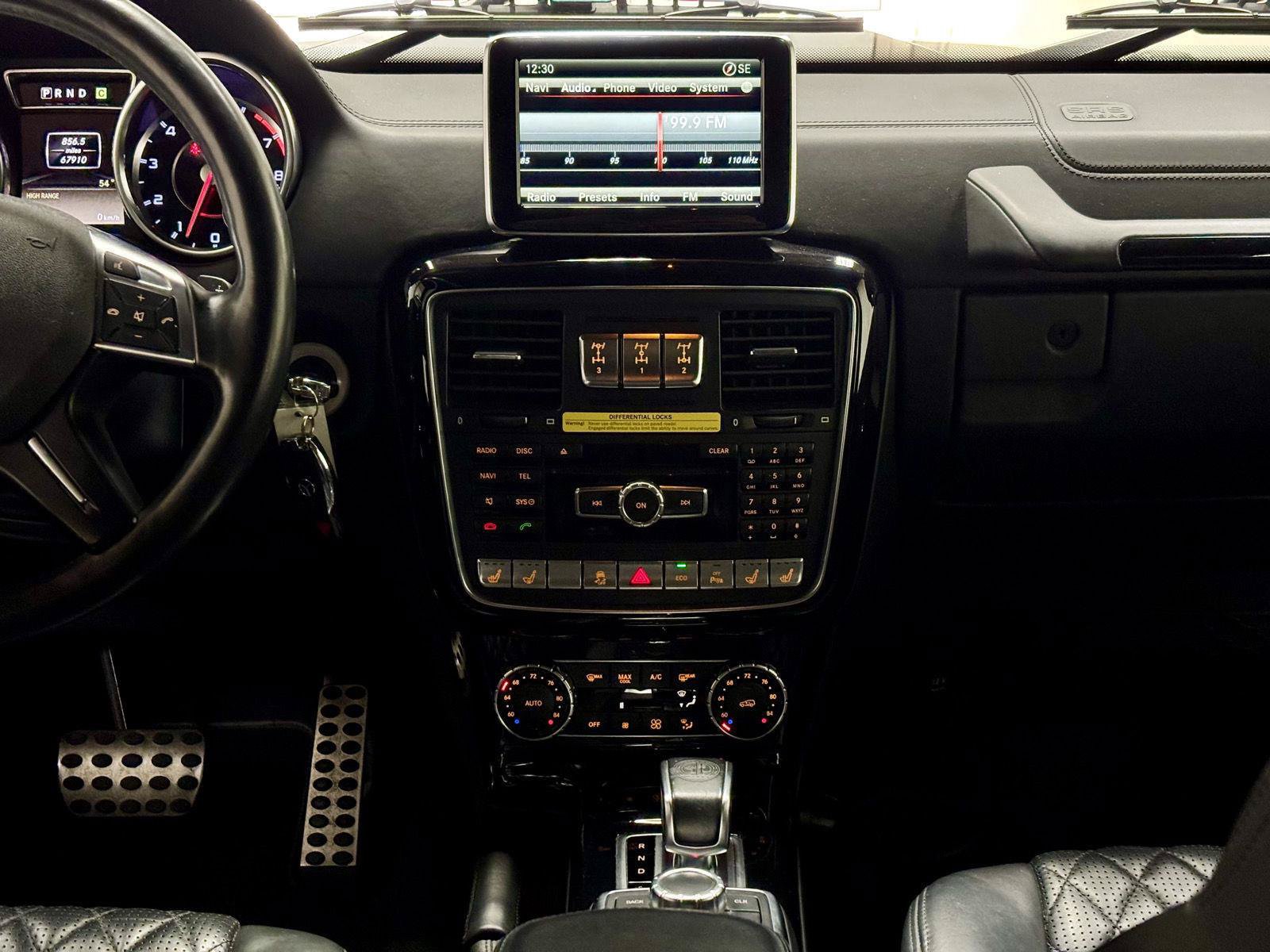 Used 2015 Mercedes-Benz G 63 AMG 4MATIC image 33