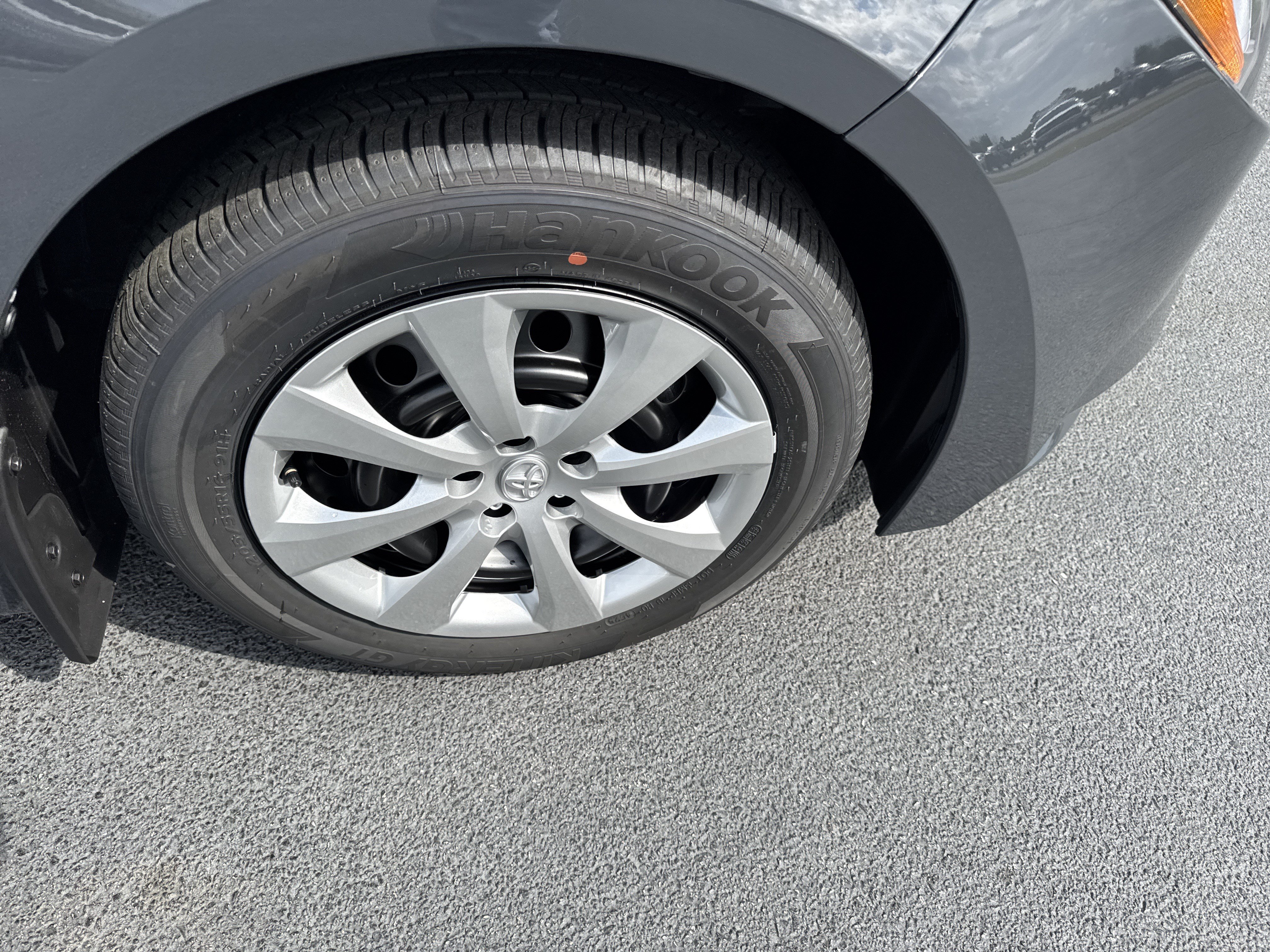 New 2026 Toyota Corolla LE FWD image 10