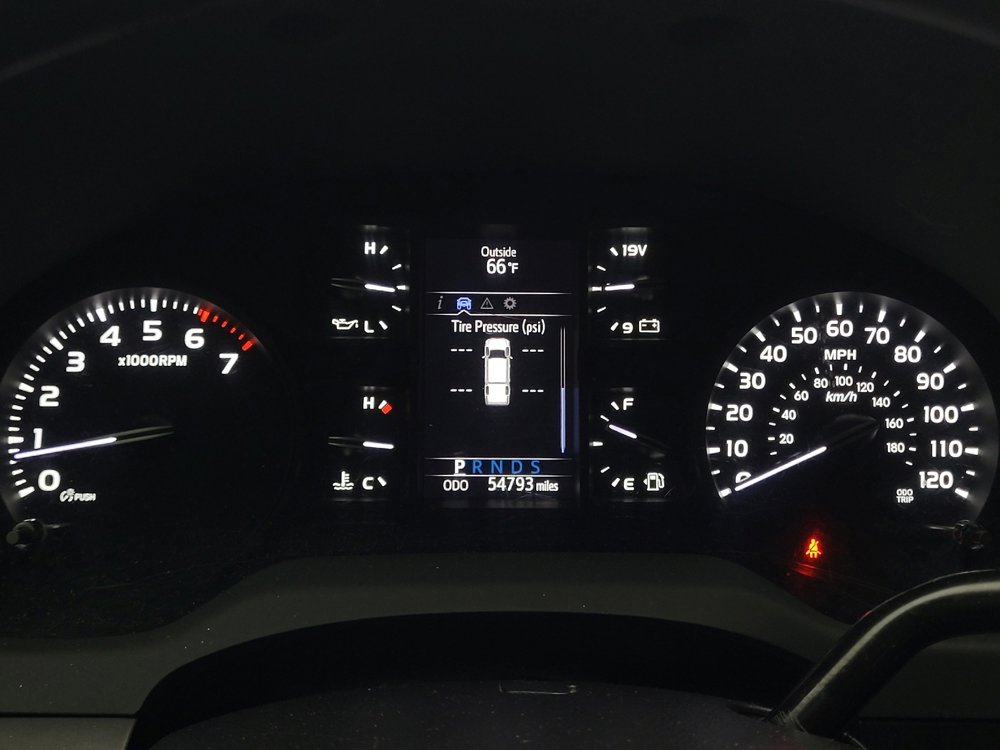 Used 2018 Toyota Tundra SR RWD image 23