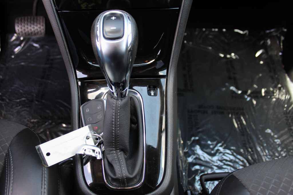 Used 2019 Buick Encore Preferred AWD/4WD image 21