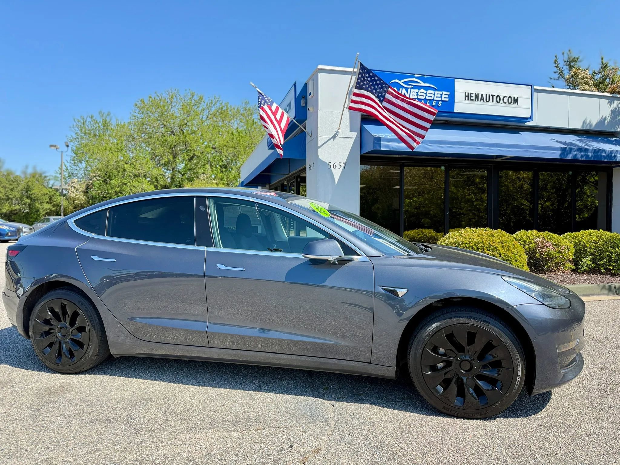Used 2018 Tesla Model 3 Long Range image 4