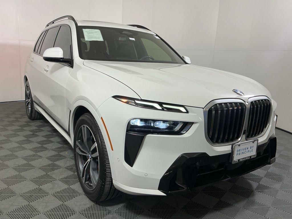Certified 2023 BMW X7 xDrive40i w/ M Sport Package AWD/4WD image 4