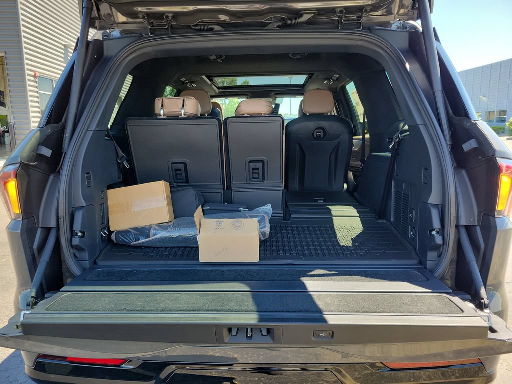 New 2026 Lincoln Navigator Black Label AWD/4WD image 10