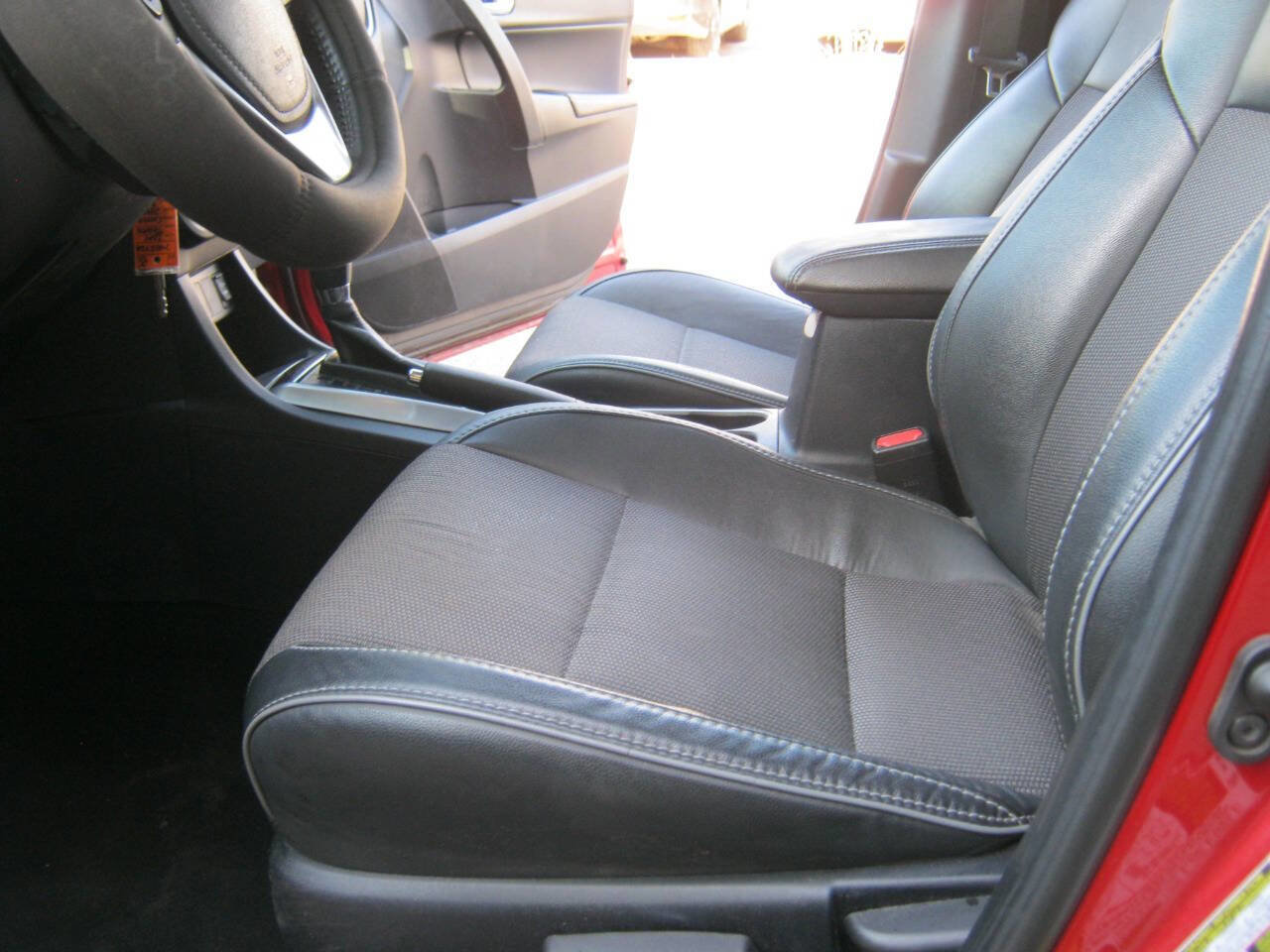 Used 2014 Toyota Corolla S image 8