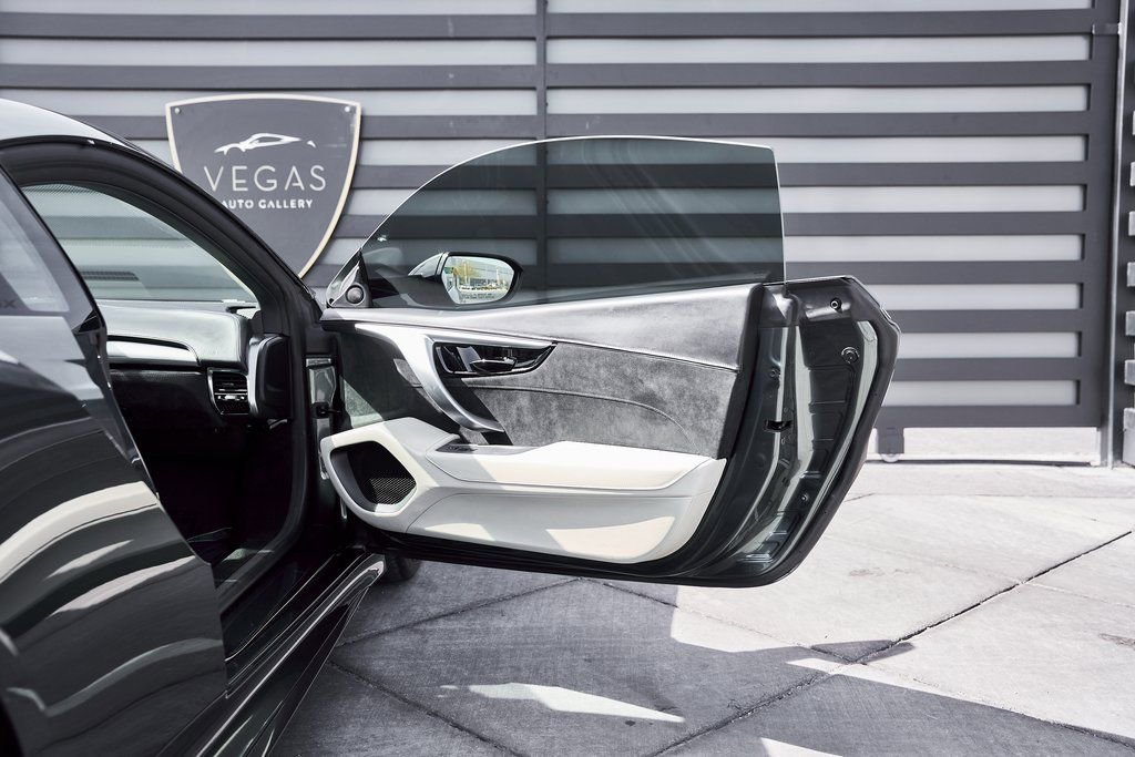 Used 2017 Acura NSX image 28