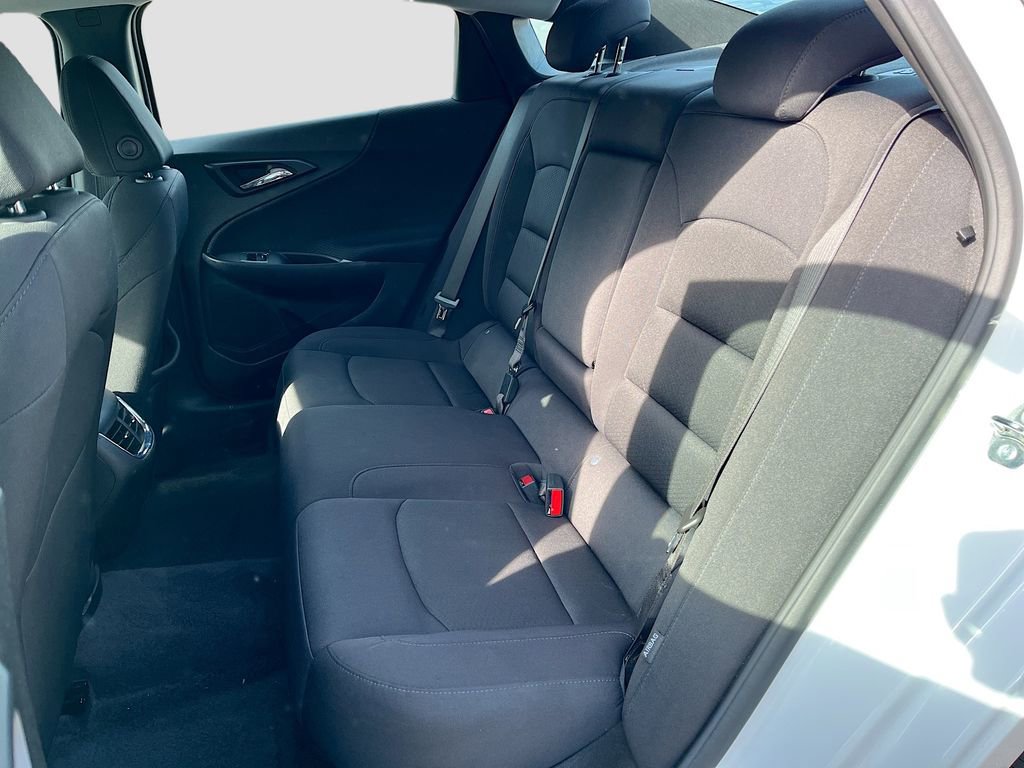 Used 2025 Chevrolet Malibu LT FWD image 29