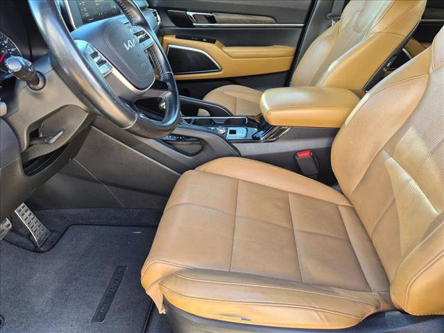 Used 2022 Kia Telluride SX w/ Towing Package FWD image 15