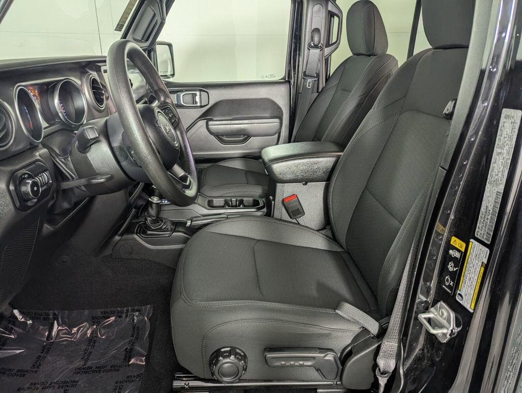 Certified 2022 Jeep Wrangler Unlimited Sport image 12