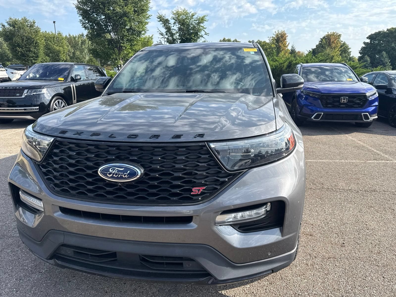Used 2022 Ford Explorer ST w/ Equipment Group 401A AWD/4WD image 2