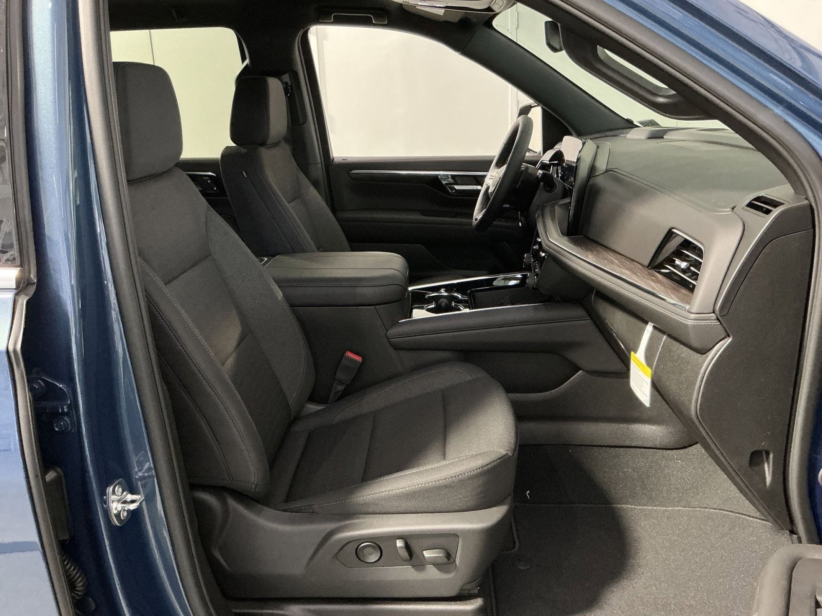 New 2026 Chevrolet Tahoe LS w/ Max Trailering Package image 27