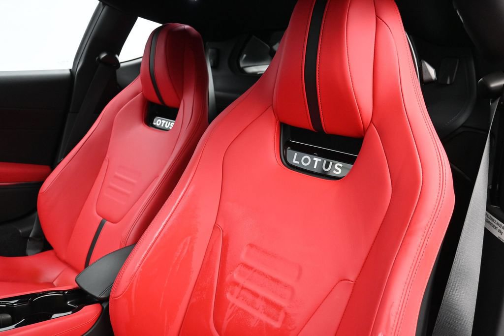 Used 2025 Lotus Emira RWD image 5