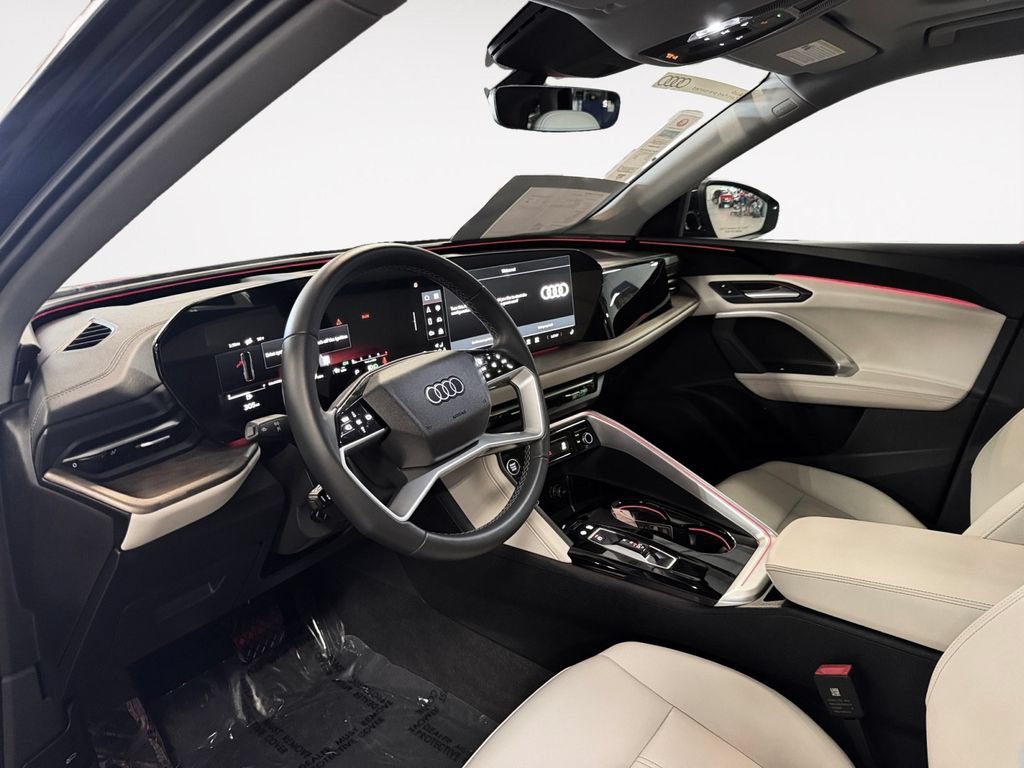 Certified 2025 Audi Q5 Premium w/ Convenience Package AWD/4WD image 10
