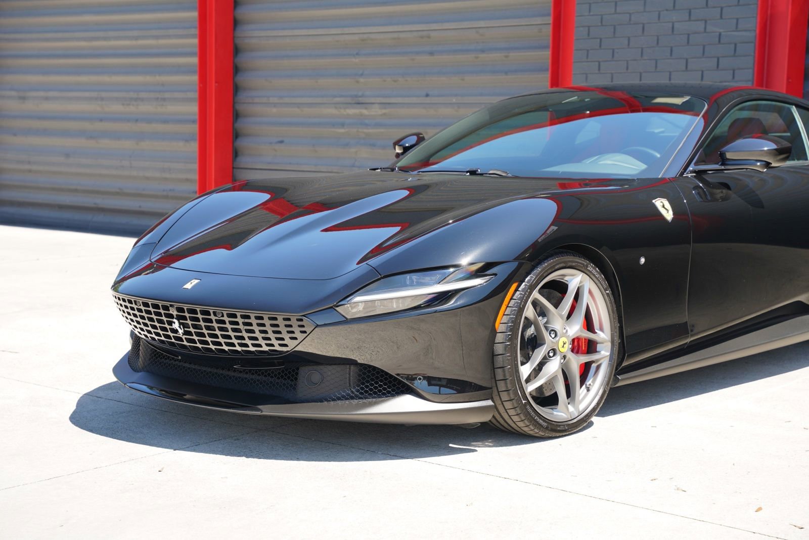 Used 2023 Ferrari Roma RWD image 4