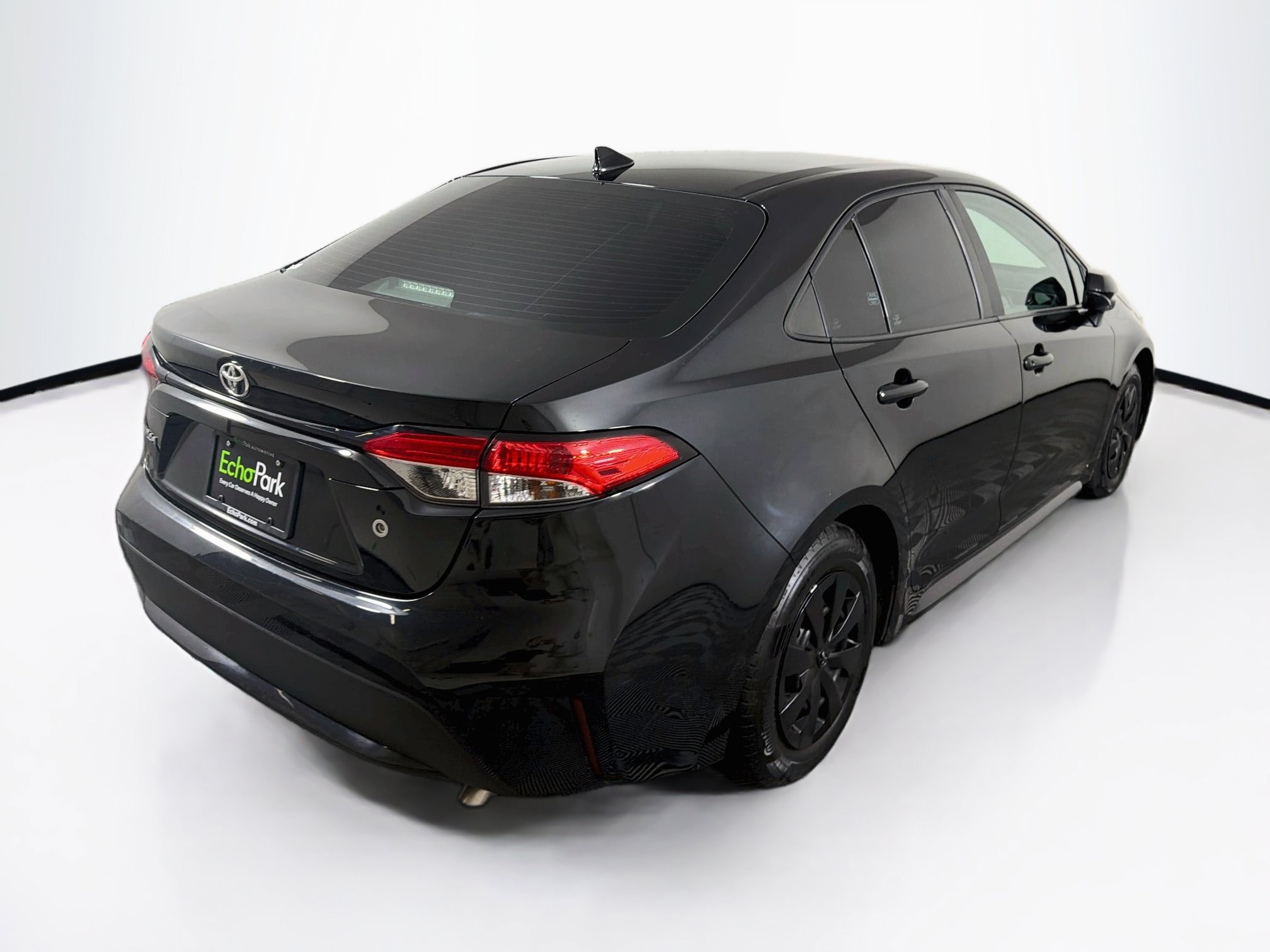 Used 2021 Toyota Corolla L FWD image 9
