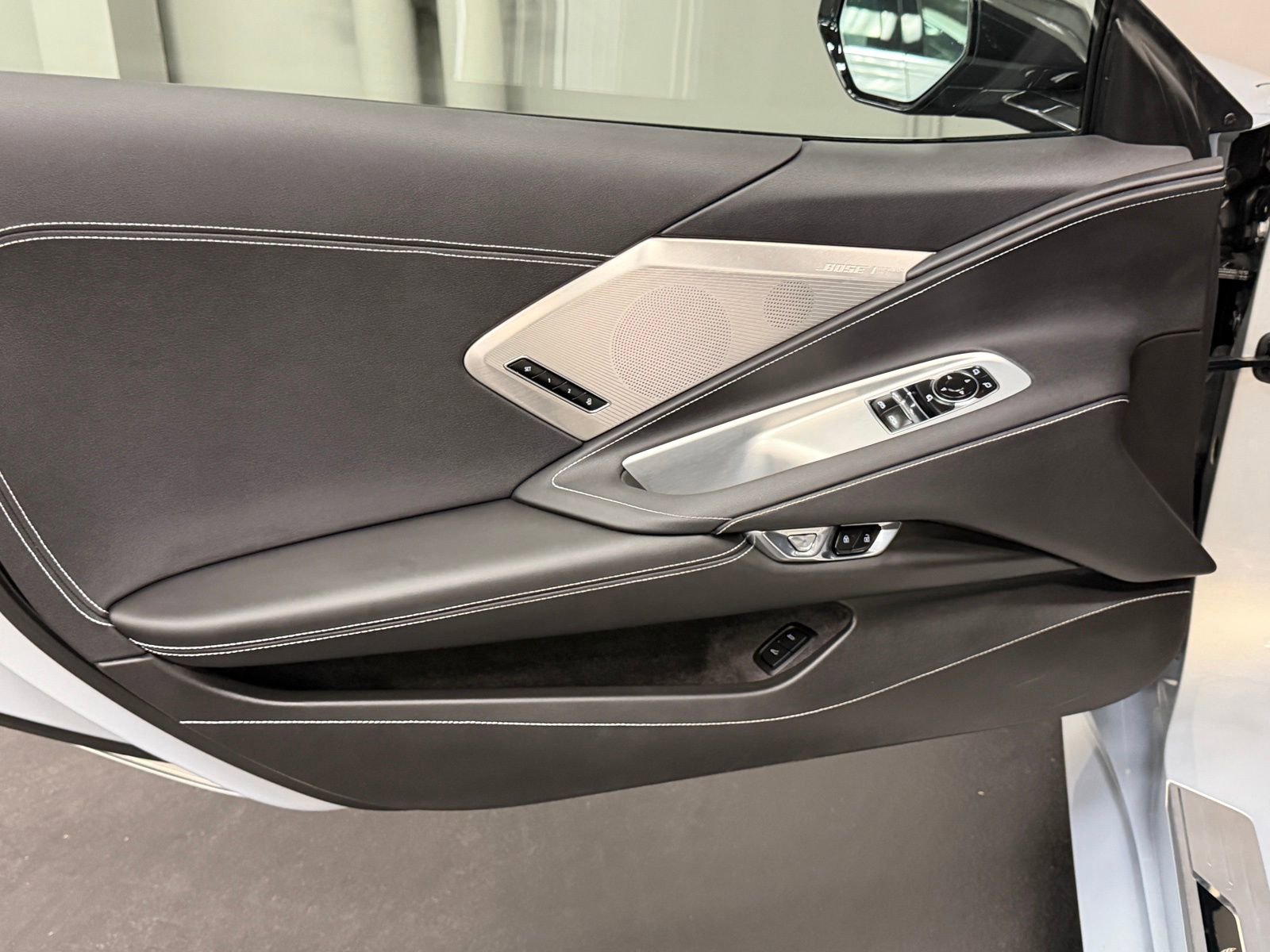 Used 2021 Chevrolet Corvette Stingray Preferred Cpe w/ Z51 Performance Package image 19