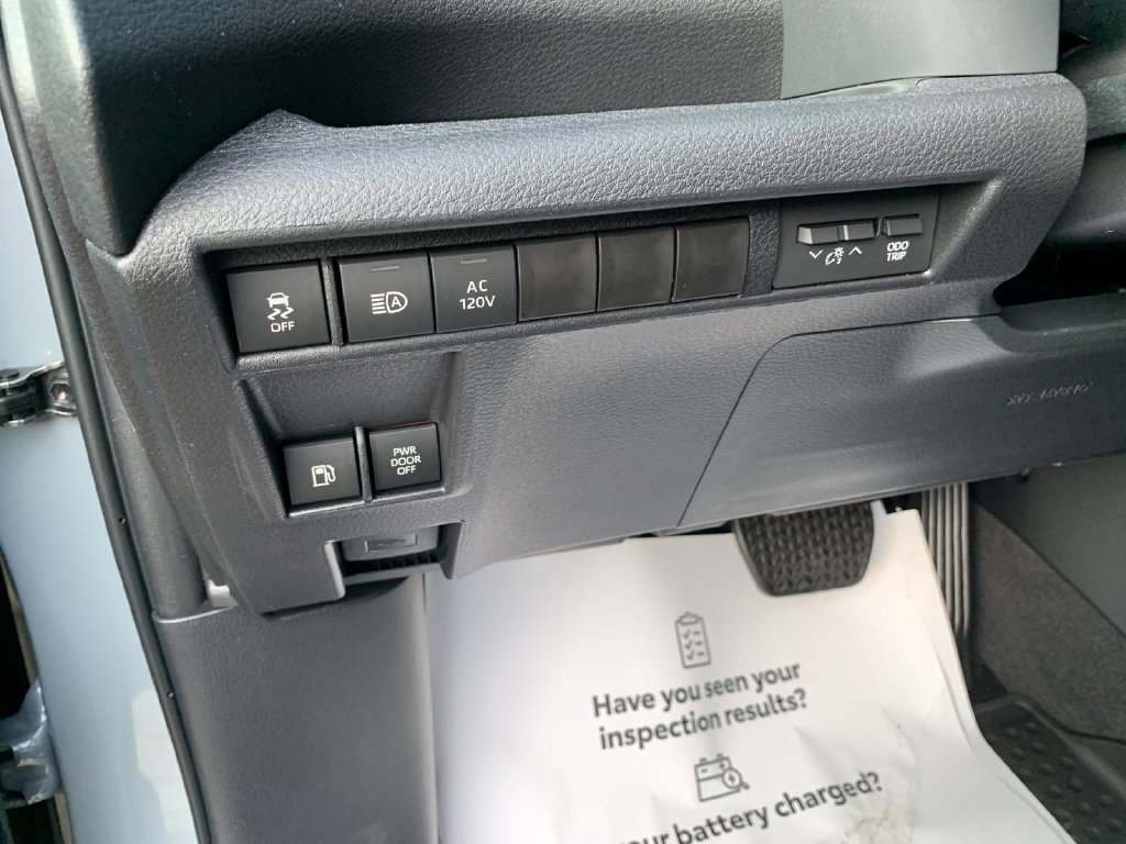 New 2026 Toyota Sienna XSE AWD/4WD image 30