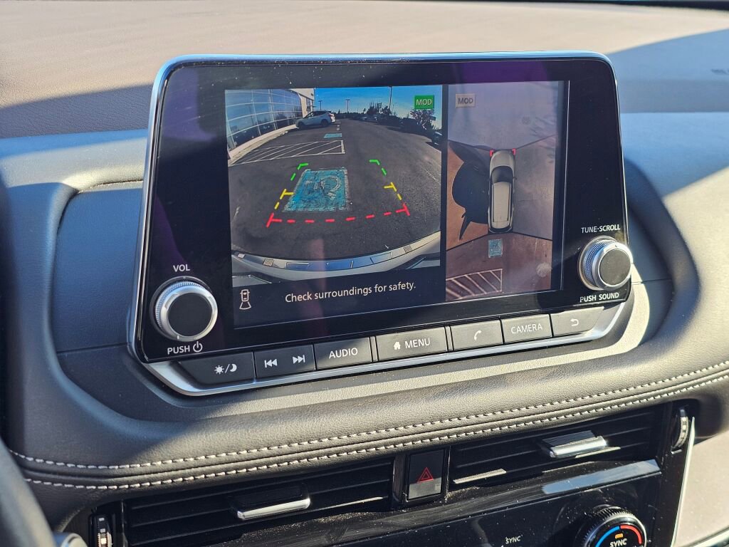 Used 2021 Nissan Rogue SV image 34