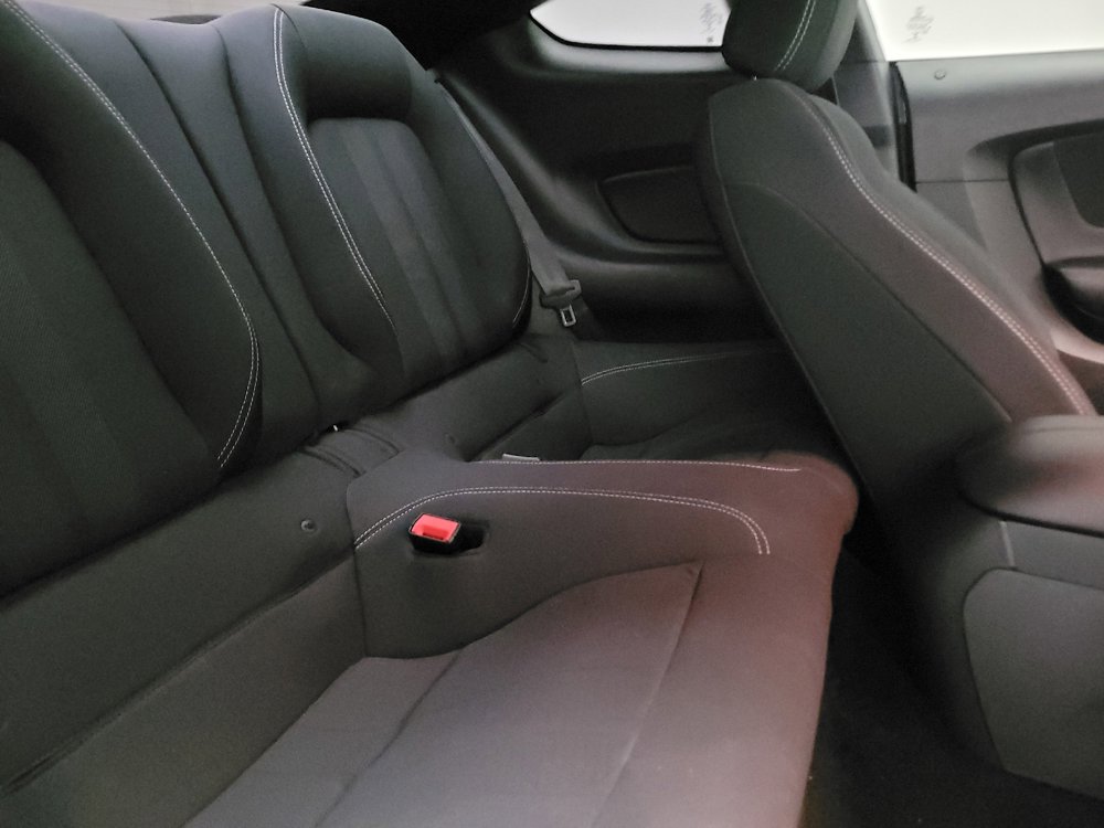 Used 2019 Ford Mustang Coupe RWD image 19